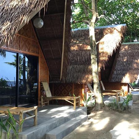 Sol Y Mar Beach Resort General Luna  Exterior photo
