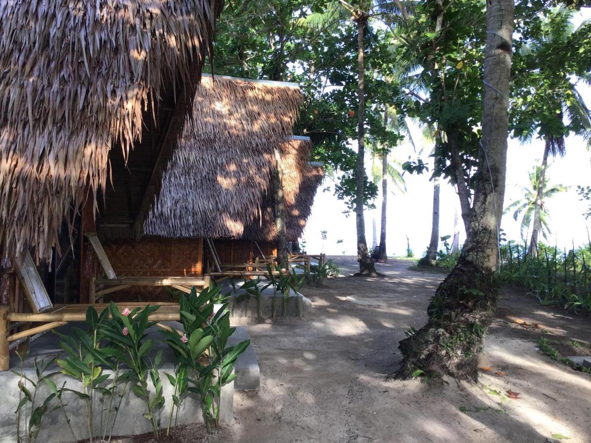 Sol Y Mar Beach Resort General Luna  Exterior photo